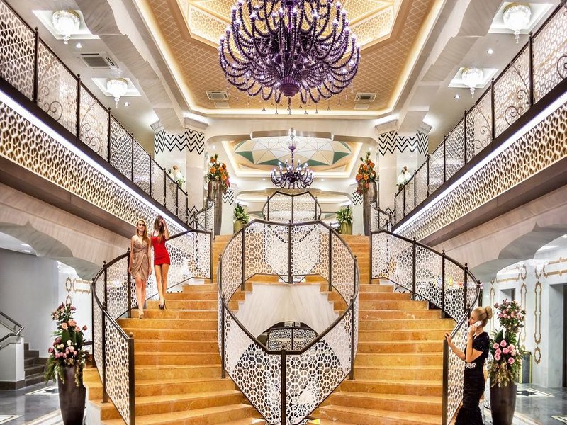 Royal Taj Mahal 57580