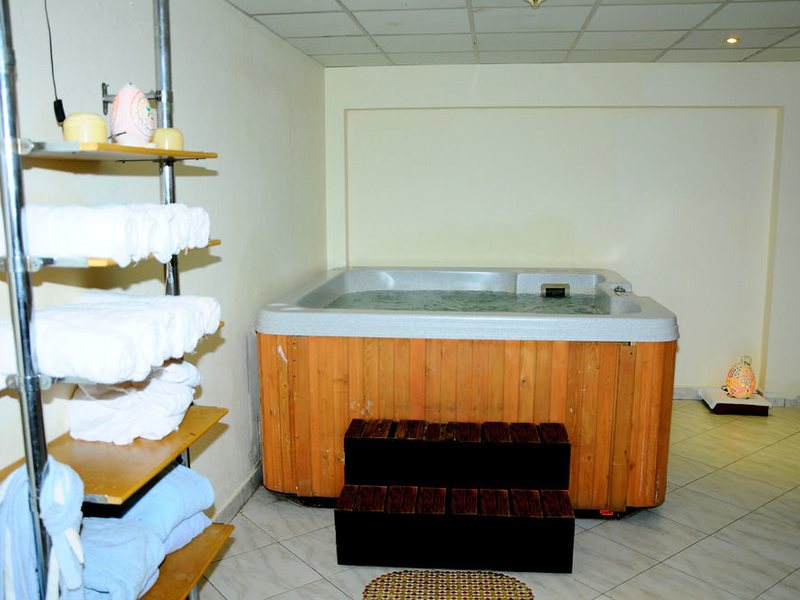 Royal Tulip Beach Resort 130485