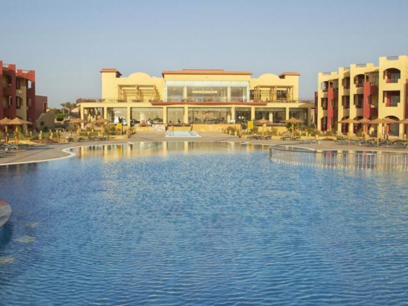 Royal Tulip Beach Resort 130514