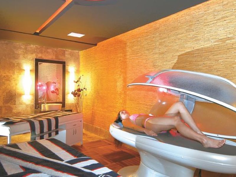 Royal Wings Hotel 102754