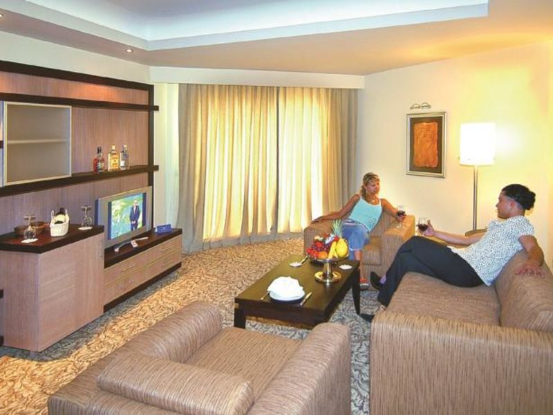 Royal Wings Hotel 102755