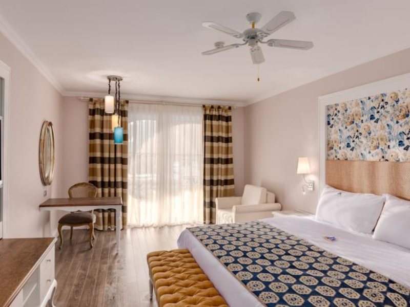 Rubi Platinum Spa Resort & Suites 56200