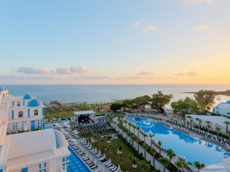 Rubi Platinum Spa Resort & Suites 56201