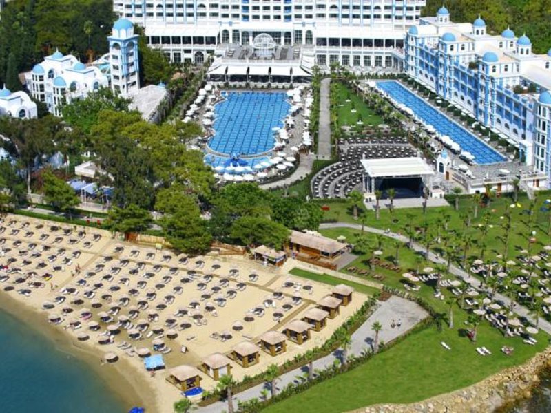 Rubi Platinum Spa Resort & Suites 56220