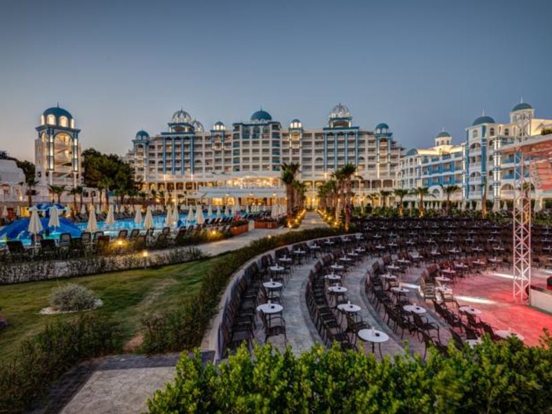 Rubi Platinum Spa Resort & Suites 56227