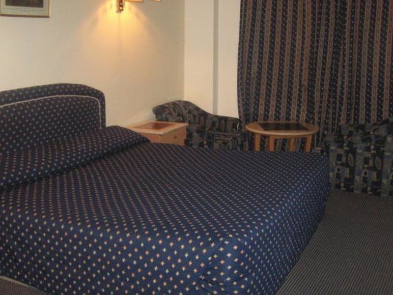 Rush Inn Hotel 49108