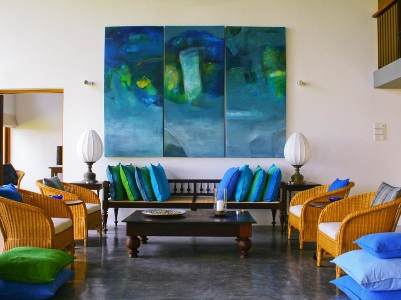 Saffron & Blue 110612