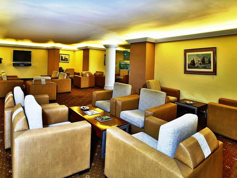 Sahi̇nler Hotel 275386
