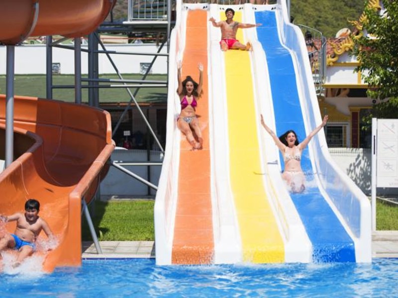 Sailor s Beach Club 161420