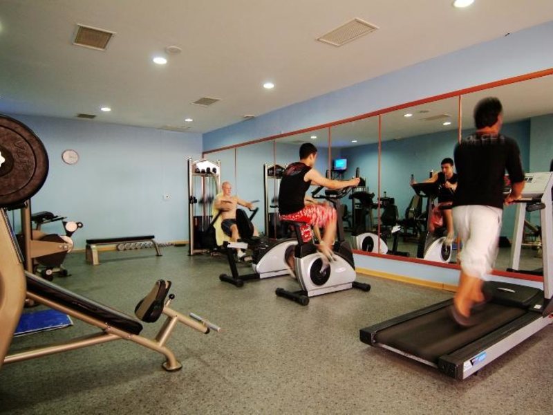 Sailor s Beach Club 37603