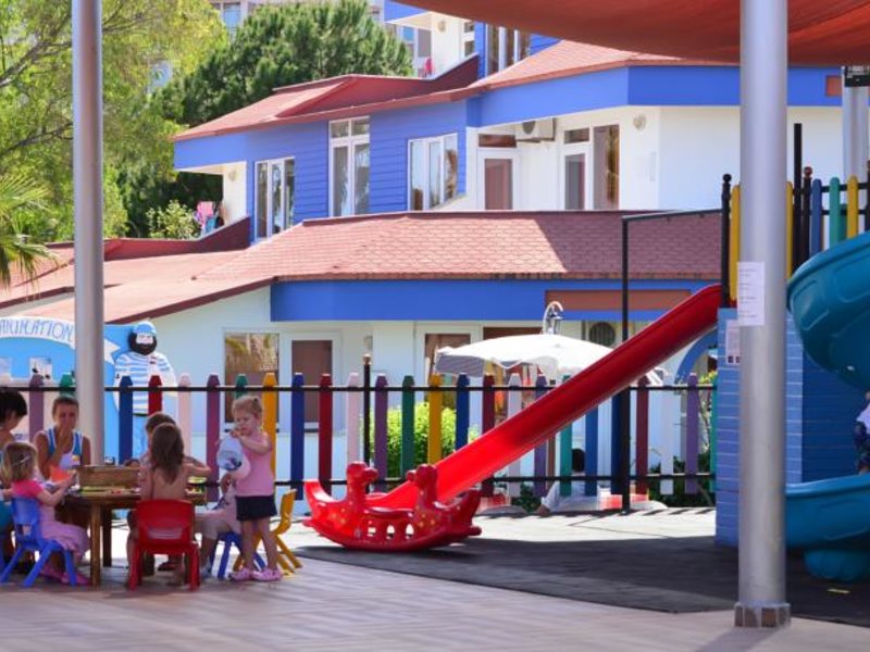 Sailor s Beach Club 56765