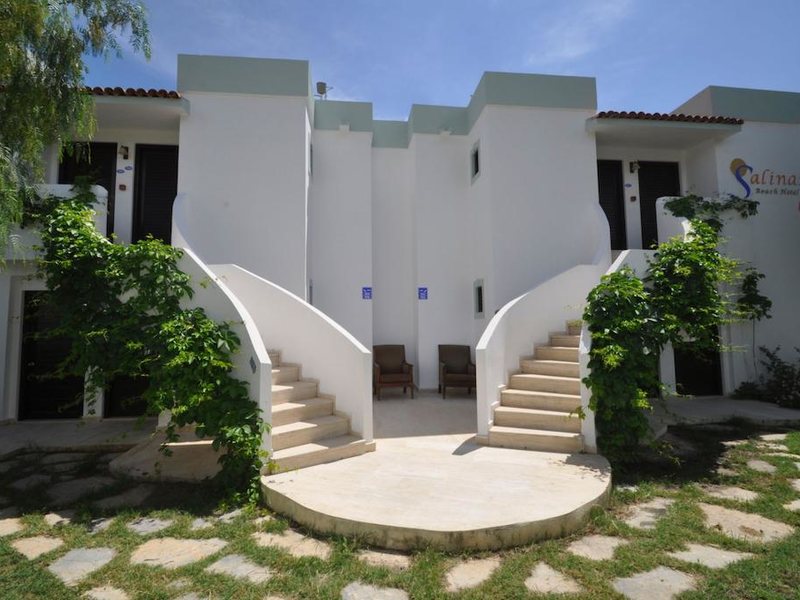 Salinas Beach Hotel 277231
