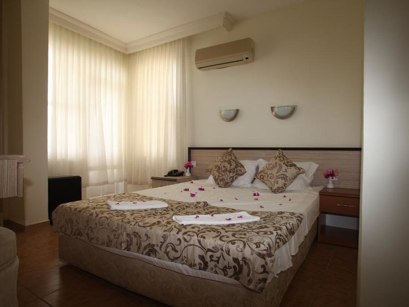 San Francisco Beach Hotel 181227