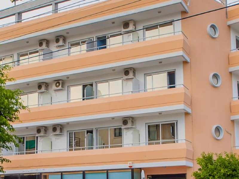 San Remo Hotel 81592