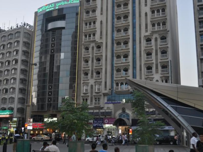 Sandras Inn Hotel 132994