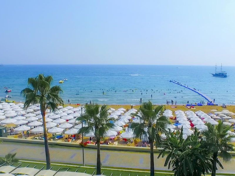 Sandy Beach Hotel 188277