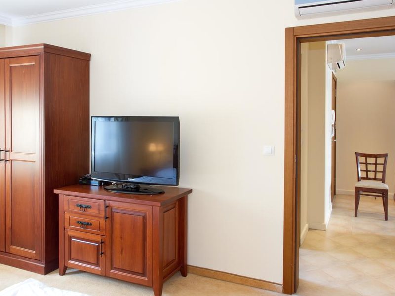 Santa Marina Holiday Village 173476