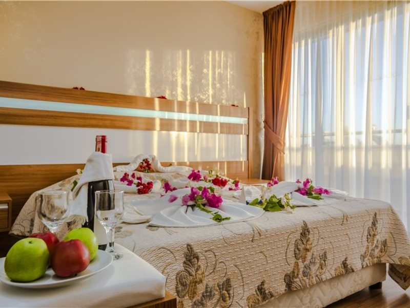 Santa Marina Hotel 66708