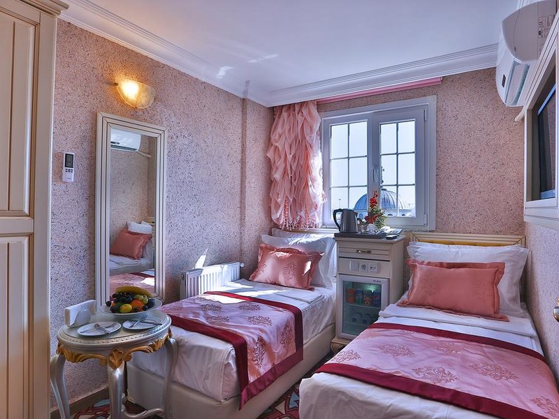 Santefe Hotel 280900