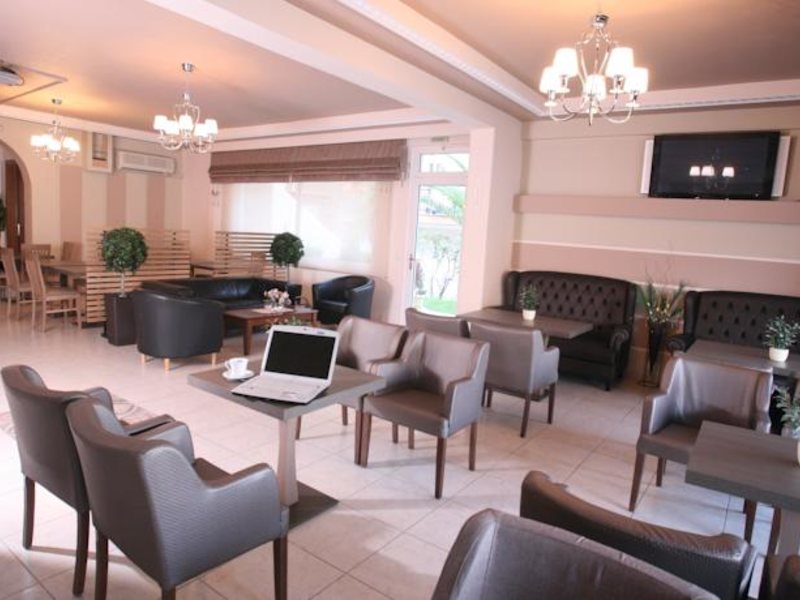 Sarantis Hotel 79055