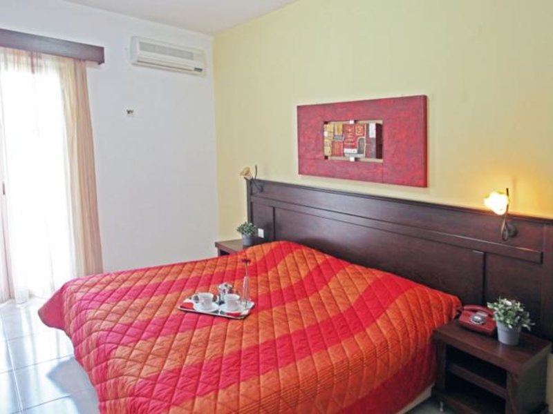 Sarantis Hotel 79063