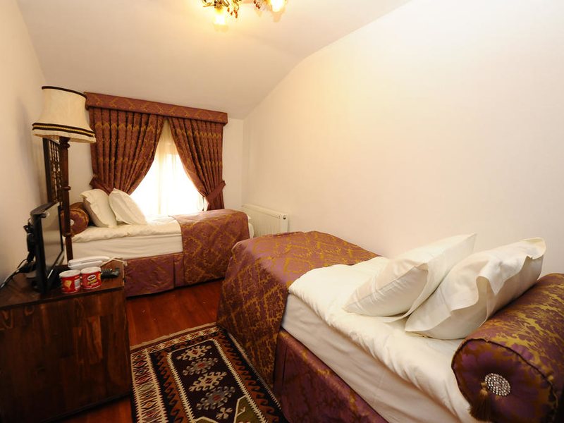 Sarnic Hotel  197211