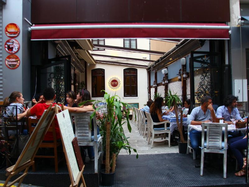 Sarnic Hotel  197213