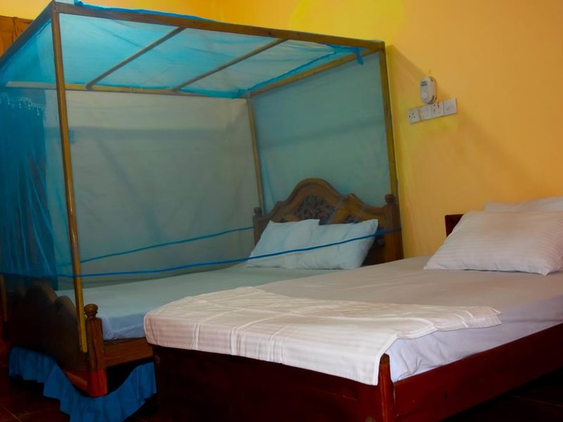 Sasvi Holiday Inn 107750