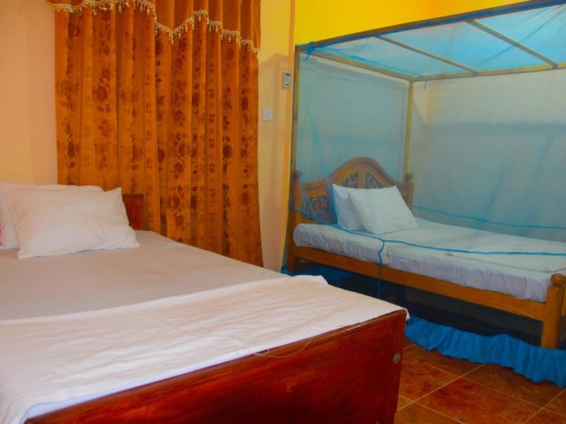 Sasvi Holiday Inn 107755