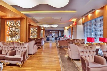 Saturn Palace Resort