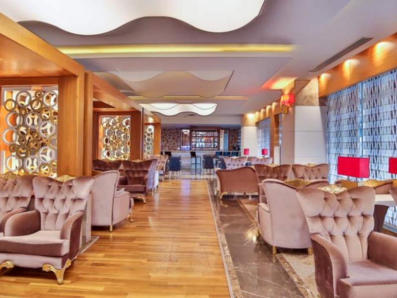 Saturn Palace Resort 161466