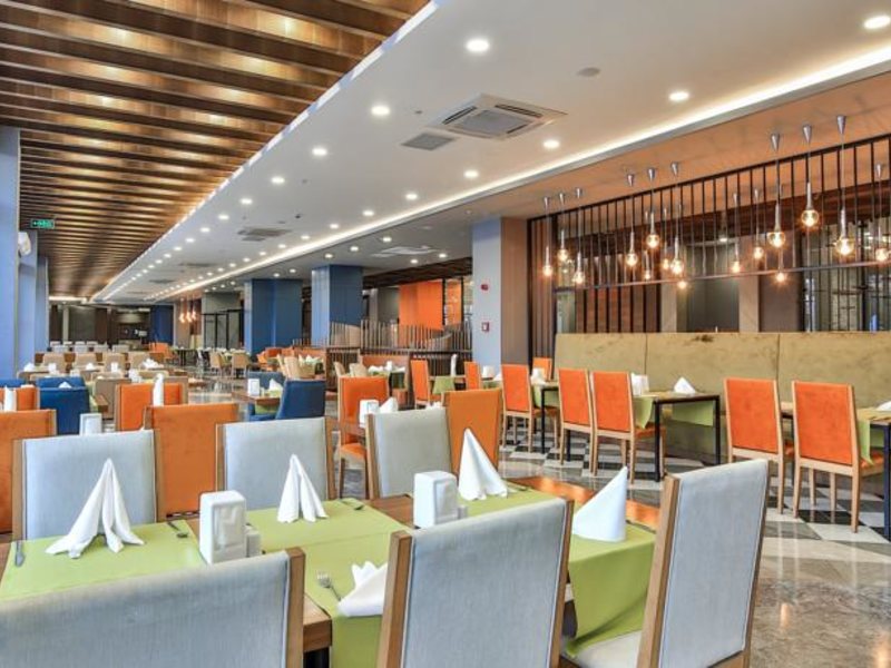 Saturn Palace Resort 161467