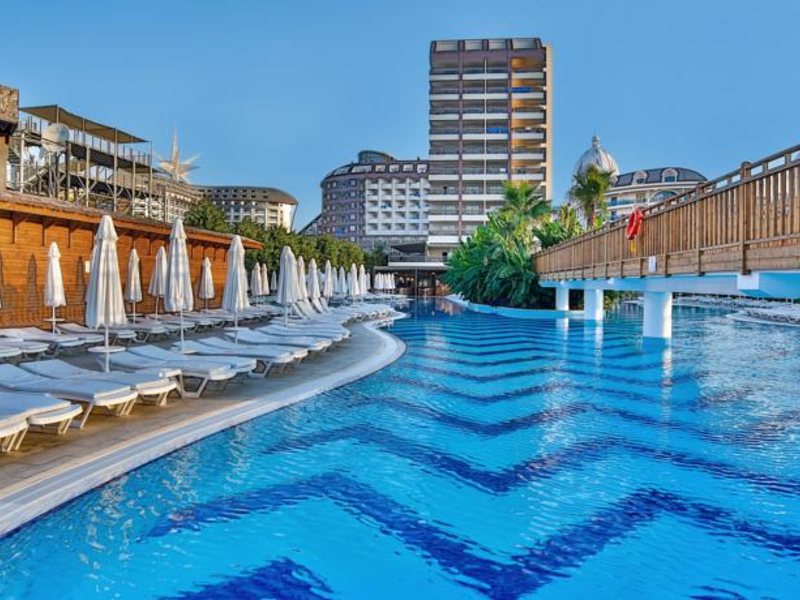 Saturn Palace Resort 161469