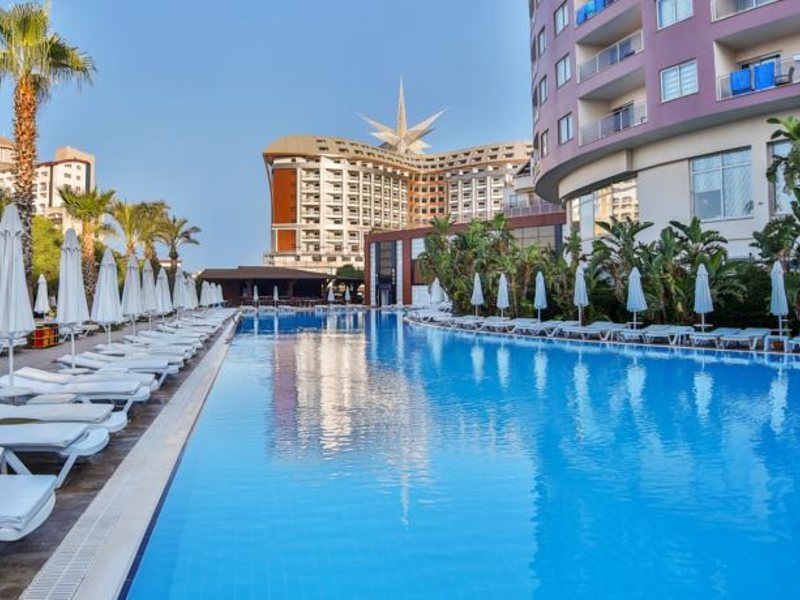 Saturn Palace Resort 161470