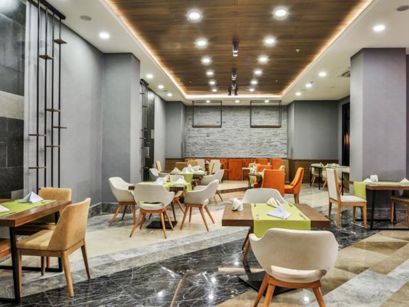 Saturn Palace Resort 161476