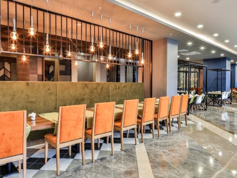 Saturn Palace Resort 161480