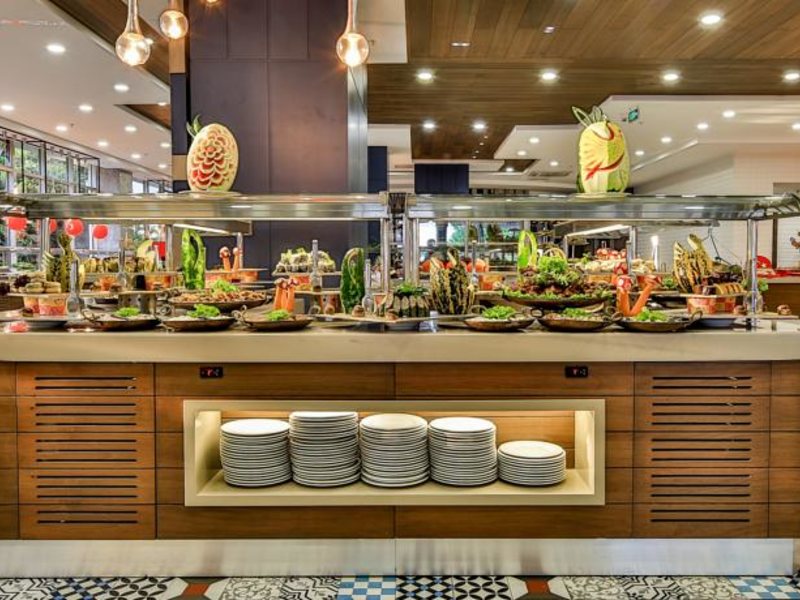 Saturn Palace Resort 161484