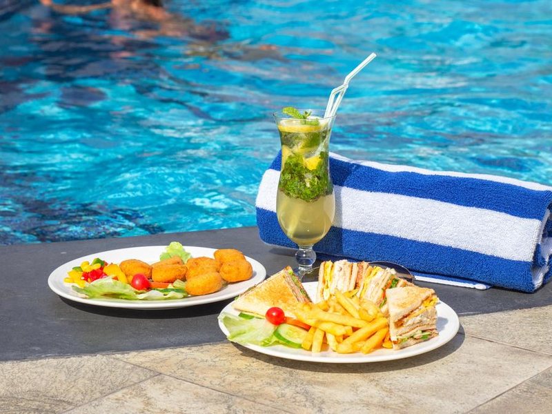 Savoy Crest Hotel Apartment 300205