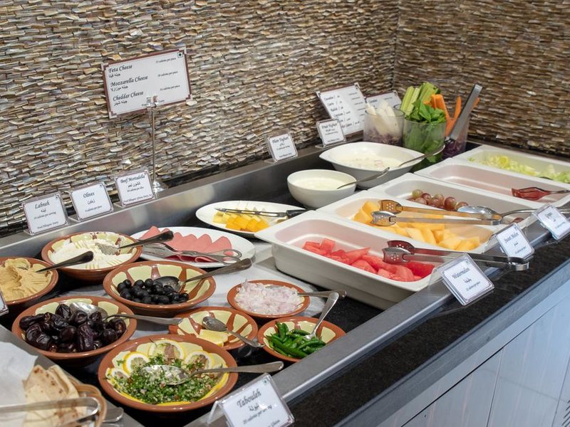 Savoy Crest Hotel Apartment 300211