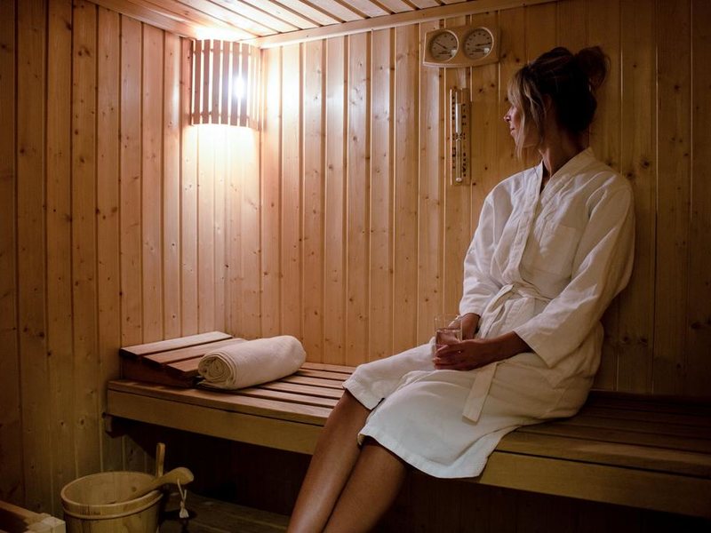 Savoy Crest Hotel Apartment 300213