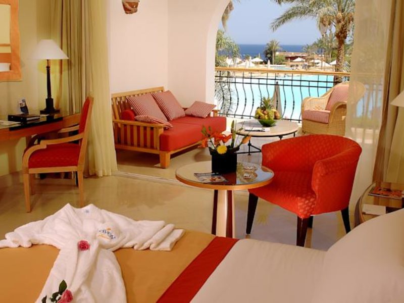 Savoy Diplmatic Suite 130517