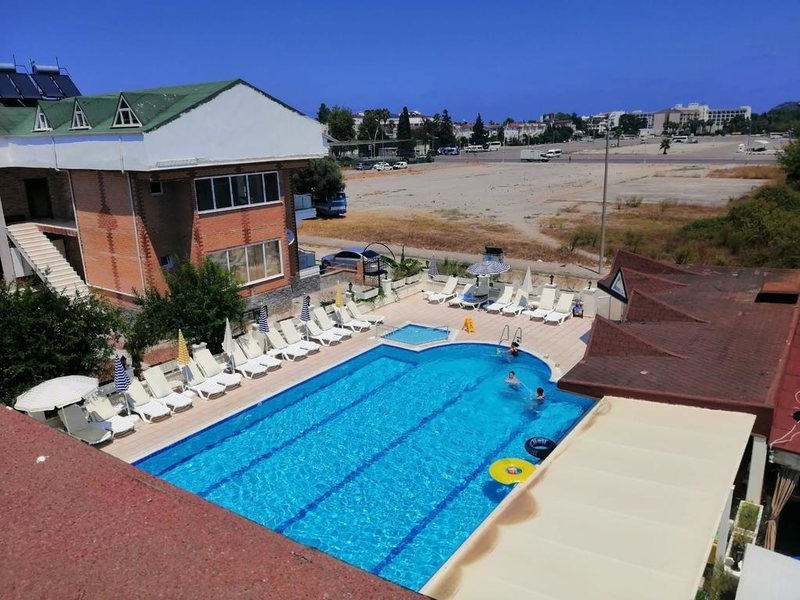 Savrose Suite Hotel 302406