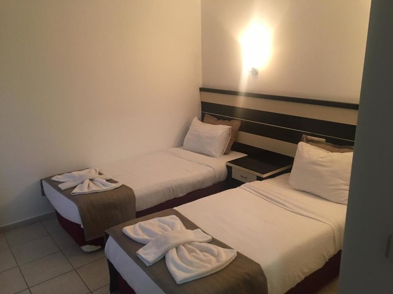 Savrose Suite Hotel 302415