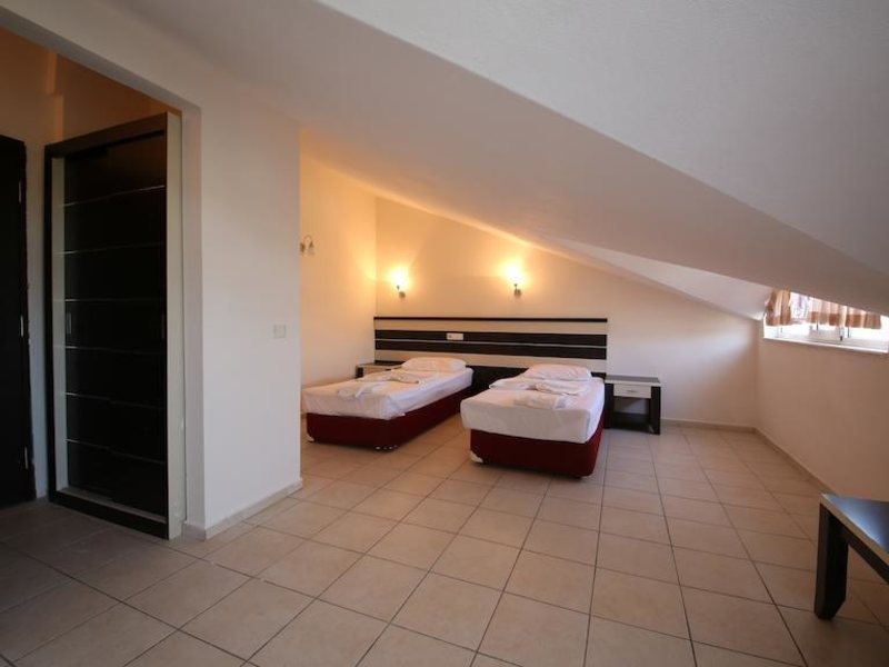 Savrose Suite Hotel 302419