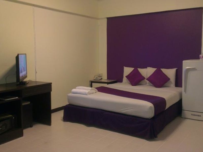 Sawasdee Sunshine 150424