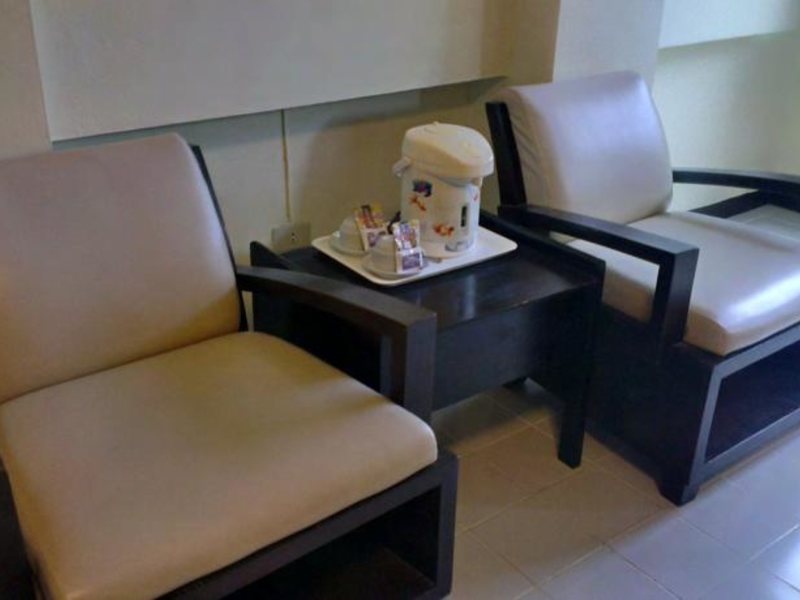 Sawasdee Sunshine 150428