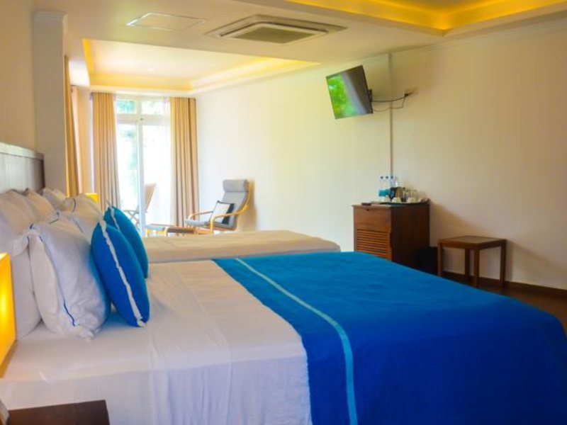 Sayura Beach Hotel 131622