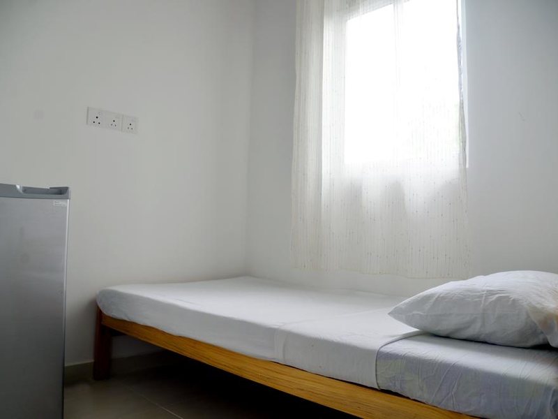 Sea Breeze Hotel Guest House 162055