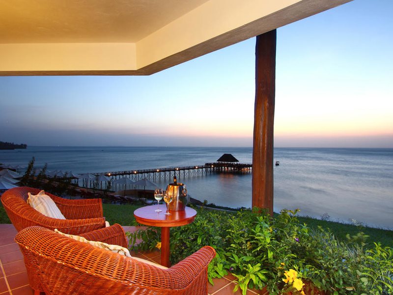 Sea Cliff Resort & Spa 202277