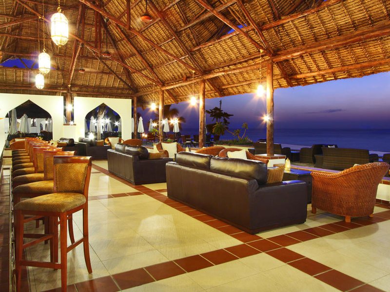 Sea Cliff Resort & Spa 202280